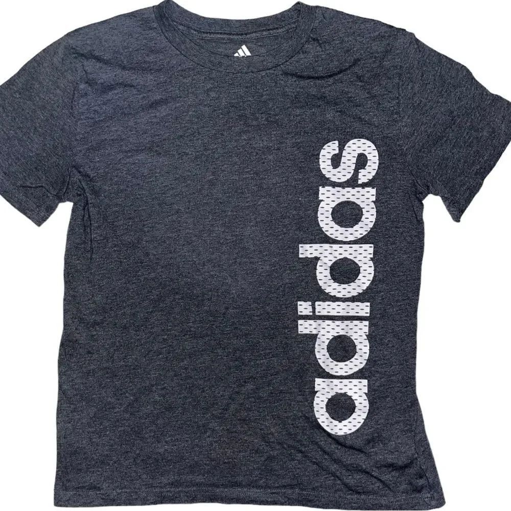 🔥4/$25 Adidas Girls Gray White Short Sleeve Tee Medium 10/12